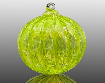 August Birthday gift, Peridot Birthstone ornament, hand blown glass ornament, Christmas Gifts
