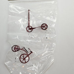 Vintage Dollhouse Scooter & Tricycle Set, Miniature Scooter, Miniature Tricycle, Dollhouse Toys, Dollhouse Kids, Mini Scooter, Mini Tricycle