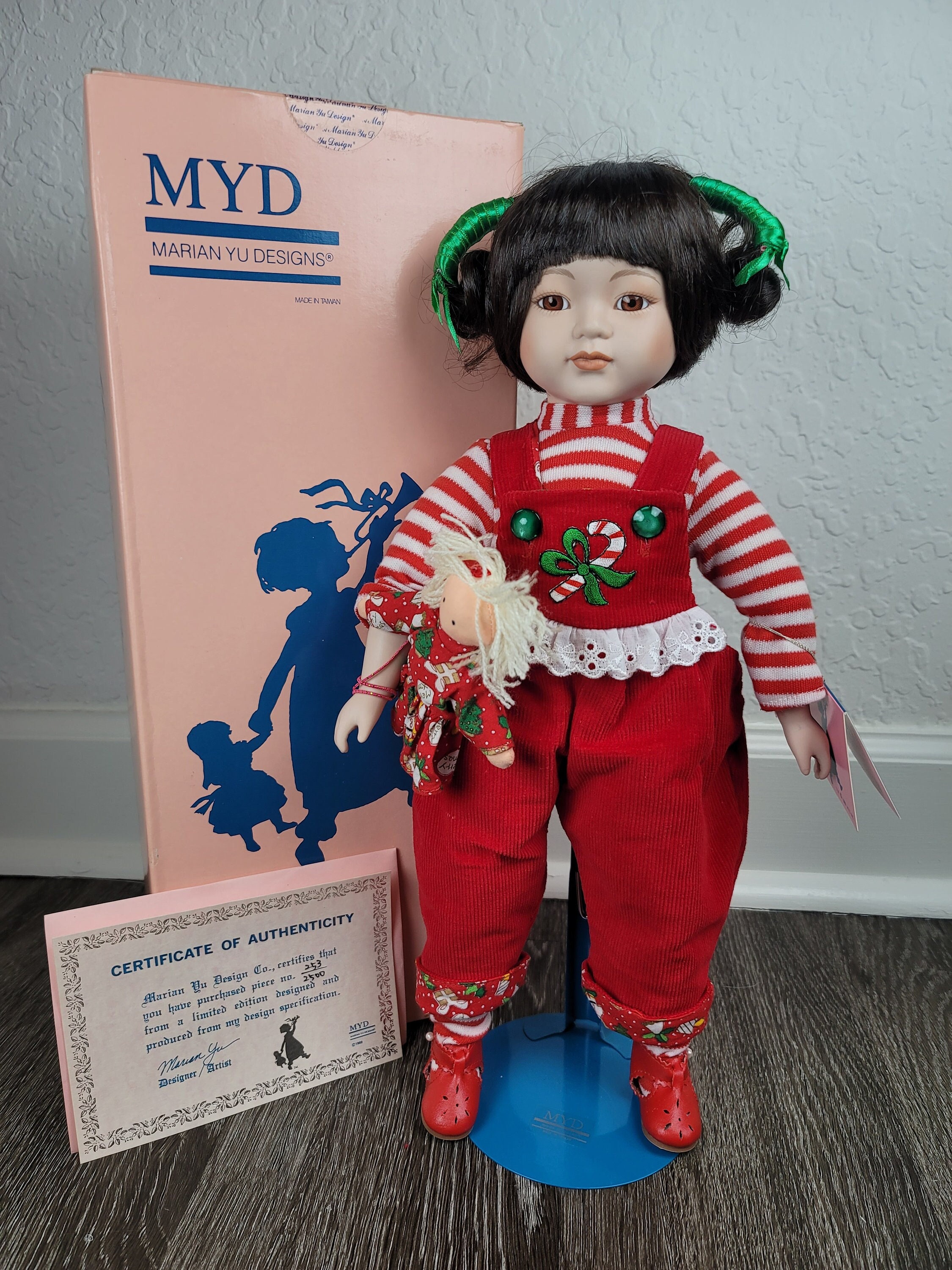 Marian Yu Design MYD 16 Bisque Doll SCHOOL GIRL Beautiful w/box