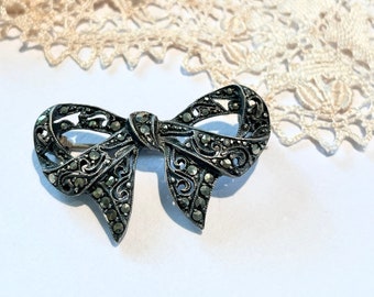 Marcasite Bow Brooch, Sterling Silver Bow, Vintage 1930's Brooch, Silver Jewellery, Heirloom Jewellery, German 935 Silver Interwar Art DEco