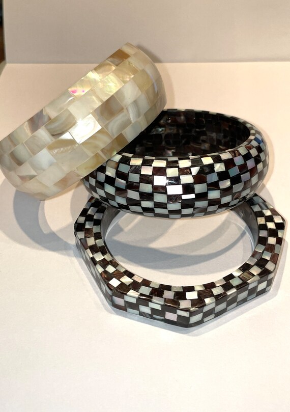 Stunning Mother of pearl Black and white Mosaic  m