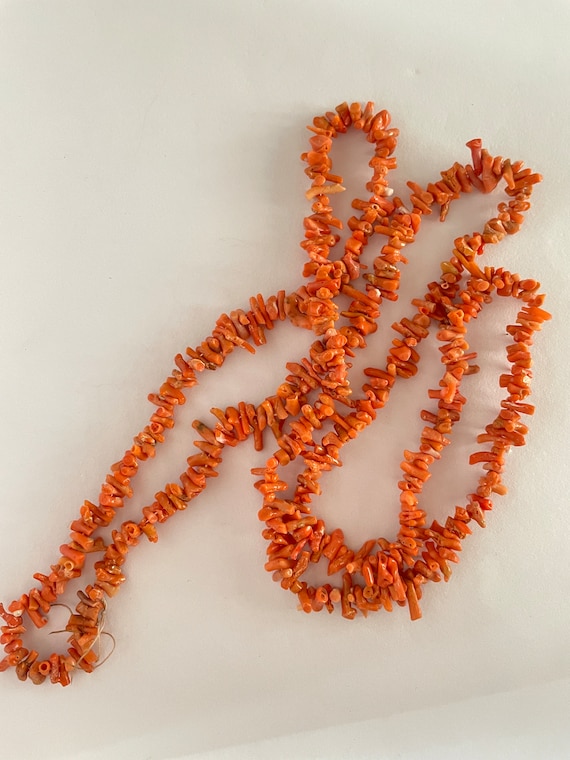 Antique Strand of Natural Salmon Branch Coral Twi… - image 1