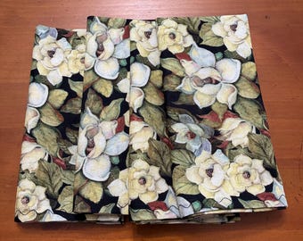 Cloth Dinner Napkins - Magnolia Design
