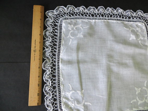 Hairpin White Appliqued Handkerchief - image 2