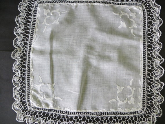 Hairpin White Appliqued Handkerchief - image 1