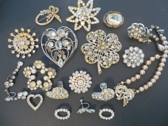 Mega Sparkle Vintage Rhinestone Collection