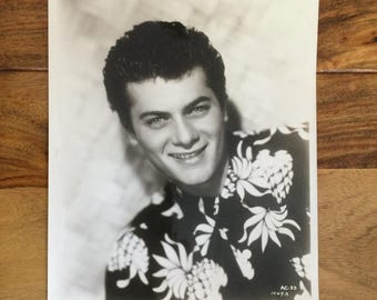 Tony Curtis Vintage Promotional Photo -  circa 1951 - 8" x 10" - Excellent Condition