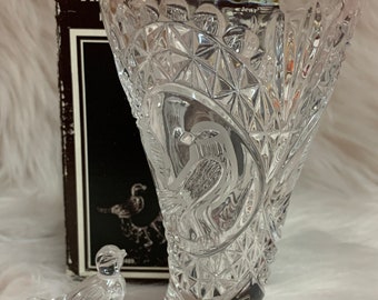 Vintage Hofbauer Byrdes Crystal Vase With Bird