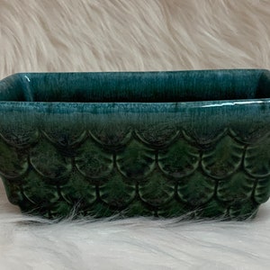 Hull USA A4 Planter