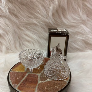 Echt Bleikristall  Bird Egg Trinket Box