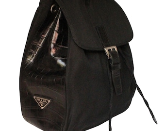 Mochila de nailon PRADA vintage de los años 90 / piel con relieve de cocodrilo y logotipo triangular / mochila / archivo / Italia