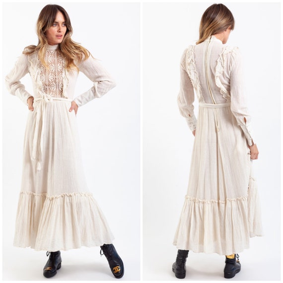 vintage 70's prairie maxi dress / Italian boutique
