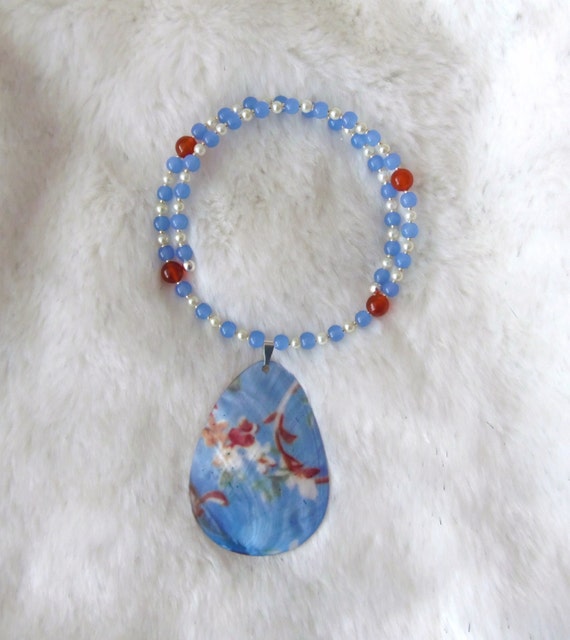 Items similar to Shell Necklace, Memory Wire Choker, Beach Jewelry