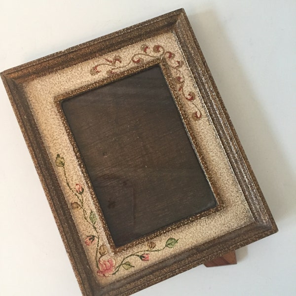 vintage picture frame with floral motif