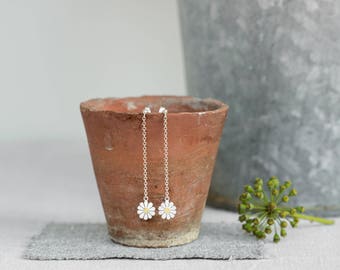 Daisy chain earrings in silver and 18ct gold