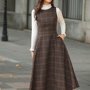 green emerald velvet dress Leigha Mock-Neck Plaid Midi Dress