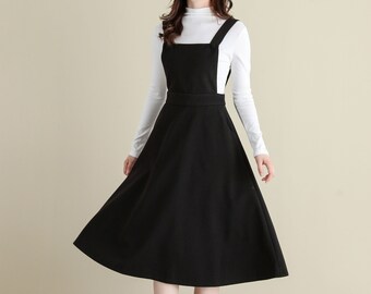 winter pinafore