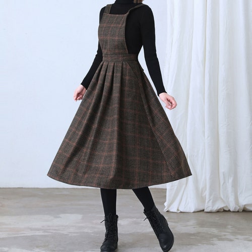 Robe en laine à carreaux, Robe chasuble en laine, Robe plissée en laine, Robe en laine pour femme, Robe d'hiver pour femme, Robe midi en laine, Robe faite main C2634