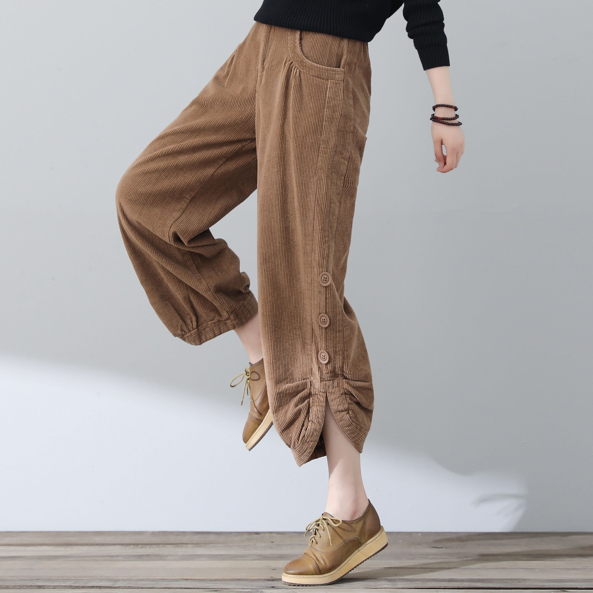 パンツ Semi-Wide Corduroy Pants - Brown image_4c408e77-0580-45db-bc4a-