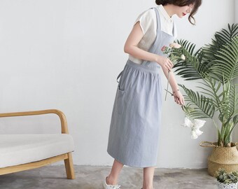 リネンエプロン、ブルーリネンエプロンドレス、クロスバックエプロン