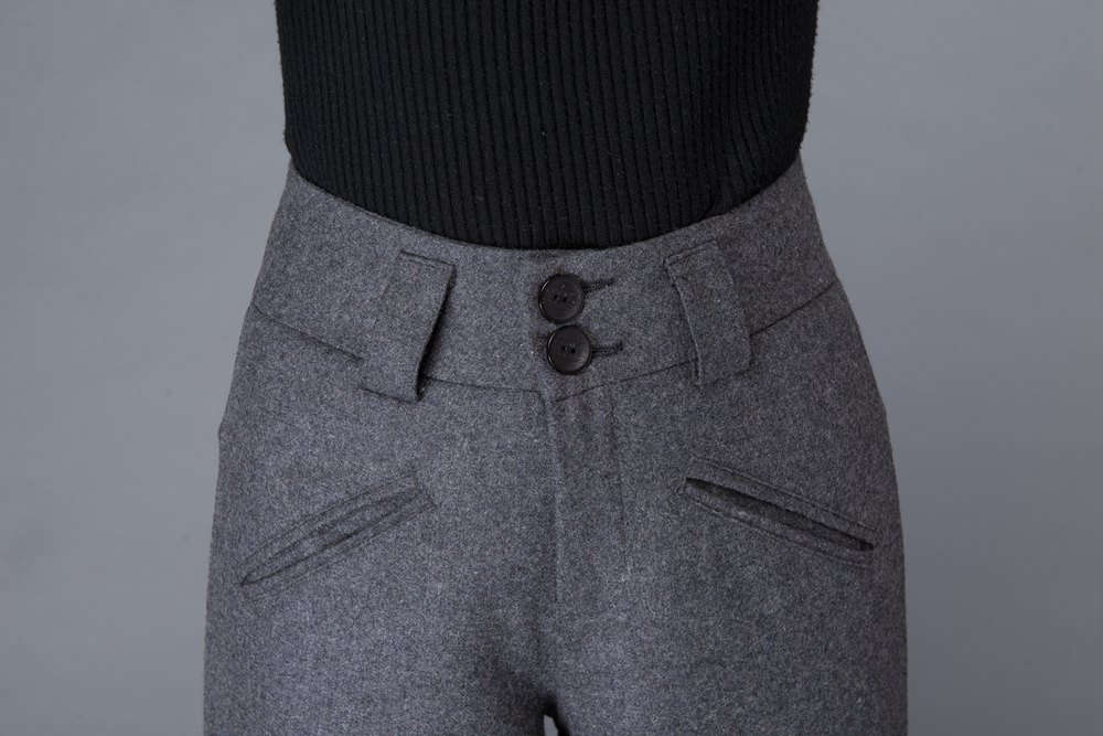 lemaire-twisted-belt-pant-1.