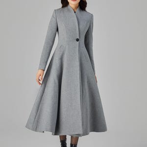 Cappotto retrò in lana, cappotto lungo in lana, cappotto in lana da principessa, cappotto invernale in lana da donna, cappotto a ruota, cappotto in lana aderente e svasato, cappotto fatto a mano, Ylistyle C3678