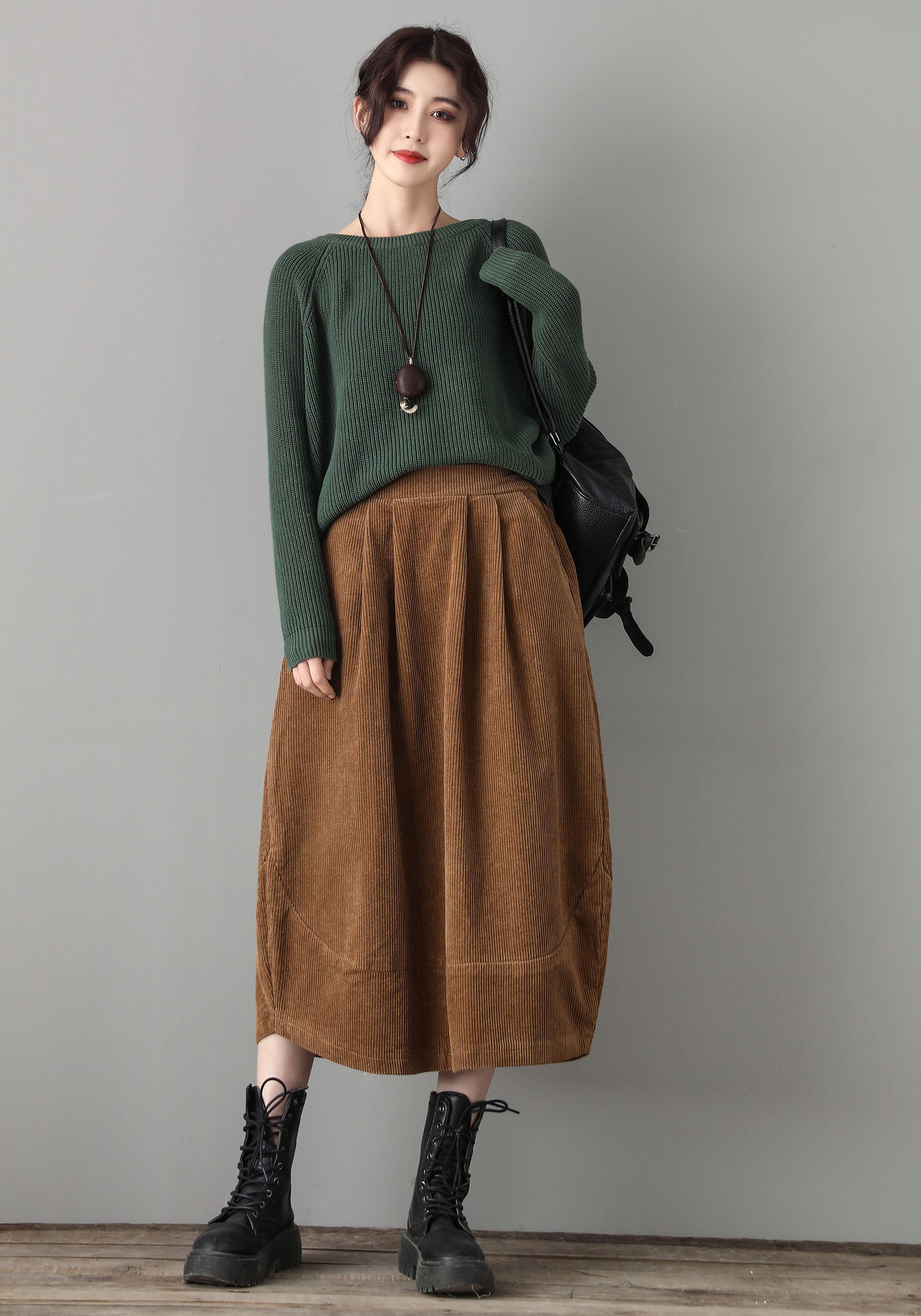 REST&RECREATION ■ CORDUROY MAXI SKIRT Corduroy maxi skirt rust | Trendy Vests - Lush Fashion Lounge