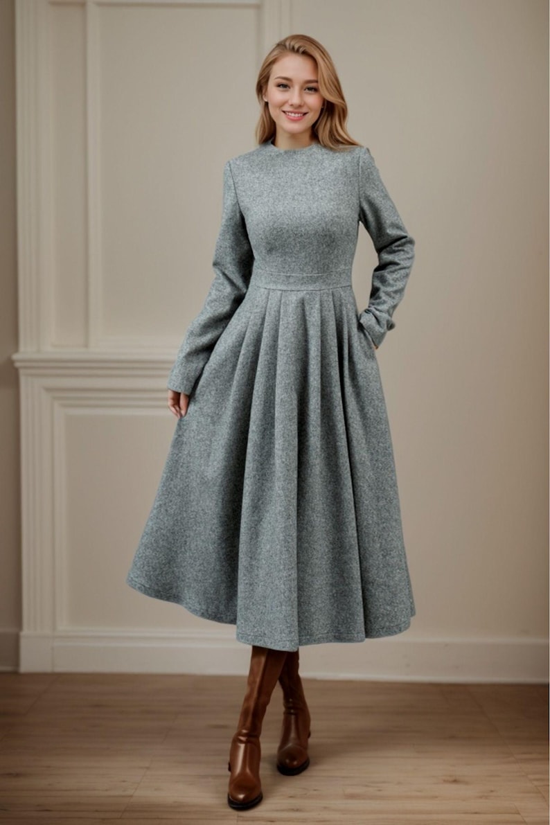 Fashion Simple Woolen Dress Women