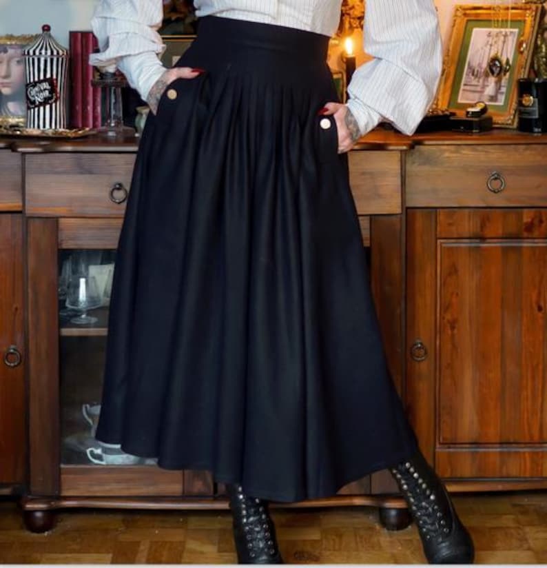 WOOL PLEATED MIDI SKIRT CONTRAST WAISTBAND_NAVY main image 1