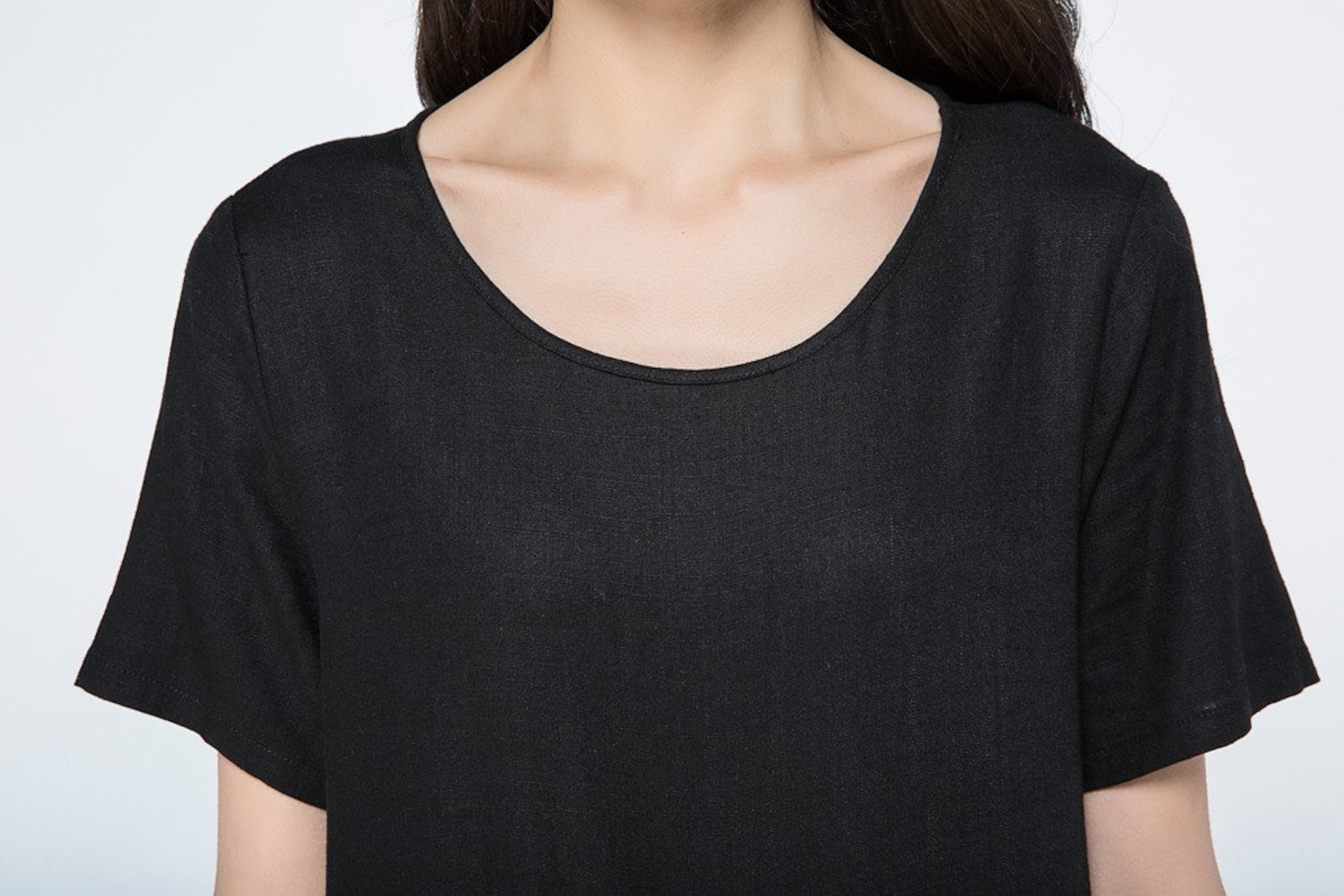 Allure Dress in Black Linen