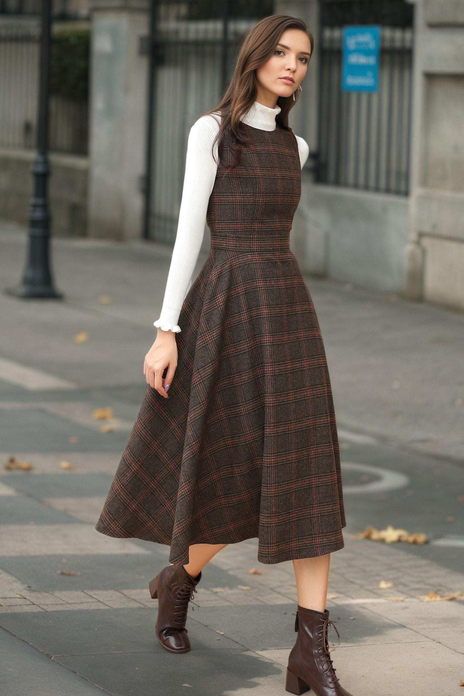 womens brown plaid dress Vintamour Women's Brown Plaid Elegant Tea Party Dress,Vintage Square Collar Fitted Plaid Dress With Pockets,Flared Hem Midi Autumn Dress For Easter