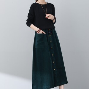 2912320 Green A-Line Corduroy Skirt
