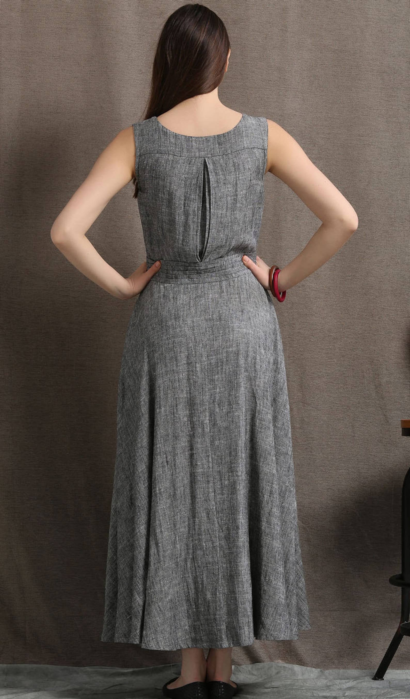 womens midi velvet dress