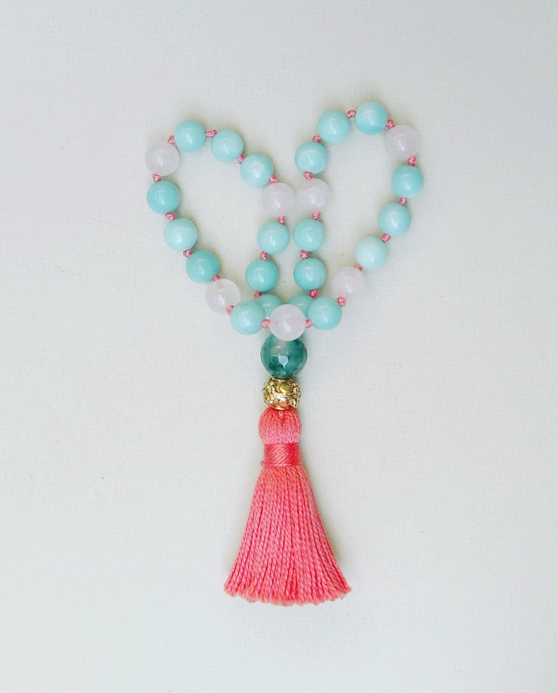 Mini Mala Beads Mint Amazonite /& Rose Quartz 27 Prayer Beads Knotted Coral Tassel Heart Chakra Yoga Meditation Moss Agate Guru
