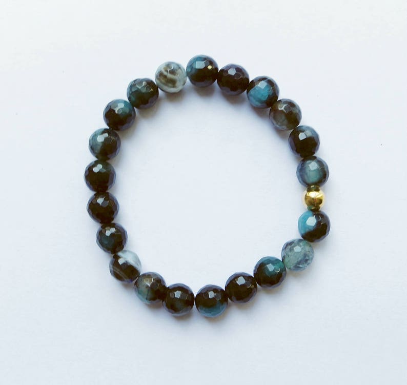 Blue /& Black Agate Bracelet Gold Plated Bead Natural Gemstone Jewelry Unisex Stacking Stretch Bracelet 8mm Beads Throat Chakra