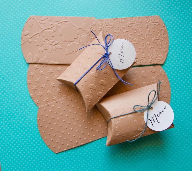 Boites berlingot en carton pour dragées mariage, petits cadeaux Lot de 10 image 1