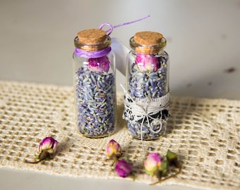 Glass jar filled with lavender from Provence, bottle with message, lavender miniature