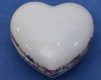 Limoge "Mini Garland" Heart Trinket Box Wedding Favor Party Gift