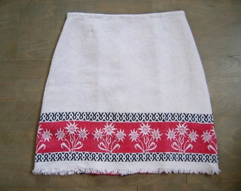 Vintage Edelweiss Tablecloth Skirt: Lined Linen Austrian Skirt, Size Small