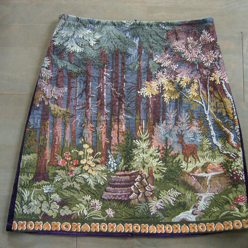Tapestry Skirt with Belt