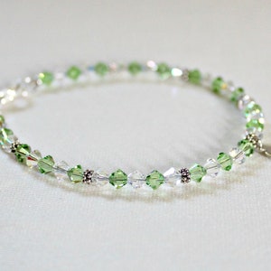 Bracciale con pietra portafortuna del Leone di agosto, regali per donne Leone, gioielli Swarovski in peridoto, regali di compleanno Leone per lei, braccialetto Leone, gioielli di compleanno