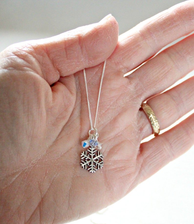 Winter Necklace,Snowflake Pendant Christmas Gift For Women Gifts Under 20 Silver Snowflake Necklace Snow Lover Gift Winter Gift Jewelry