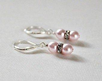 Rosa Perle Petite Tropfen Ohrringe, Job Promotion Geschenk für Frauen, Blush Pink, Konfirmation Sponser Geschenk, Schwägerin Geburtstag Geschenk, neue Mutter Geschenk