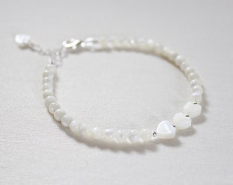 Einzigartiges Perlmutt Armband, Petite Herz Schmuck, Muttertagsarmband, Zierliche Perlenarmband, Erster Muttertagsgeschenk, Muttertag Vom Hund
