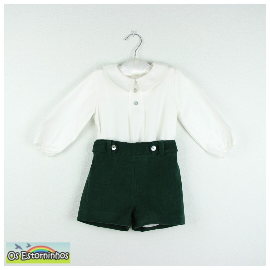corduroy shorts outfit