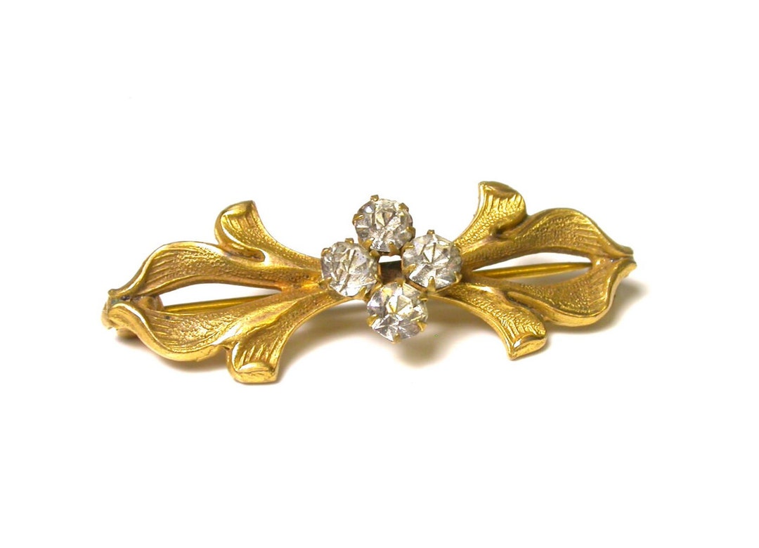 Broche Vintage Plaquée Or – Détails En Os – Bijou Ancien