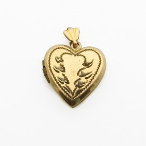 Vintage Heart Locket Pendant - 12K Yellow Gold Filed Petit Pendant - Hand Engraved Pendant - Gifts for Her - Portrait - Picture Love # 5165