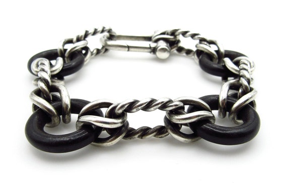 Authentic Gucci Sterling Silver and Black Ebony Link