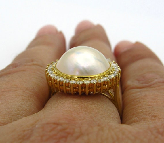 14K Yellow Gold Mabe Cultured Pearl and Diamonds … - image 9