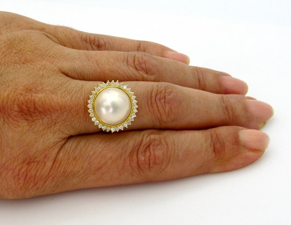 14K Yellow Gold Mabe Cultured Pearl and Diamonds … - image 5